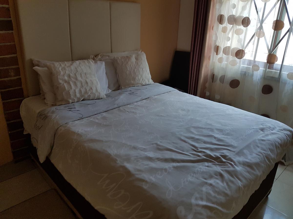 Rugems Executive Lodge Lusaka Kültér fotó
