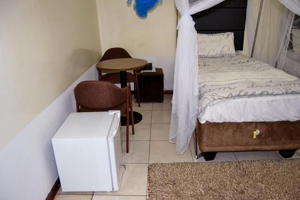 Rugems Executive Lodge Lusaka Kültér fotó